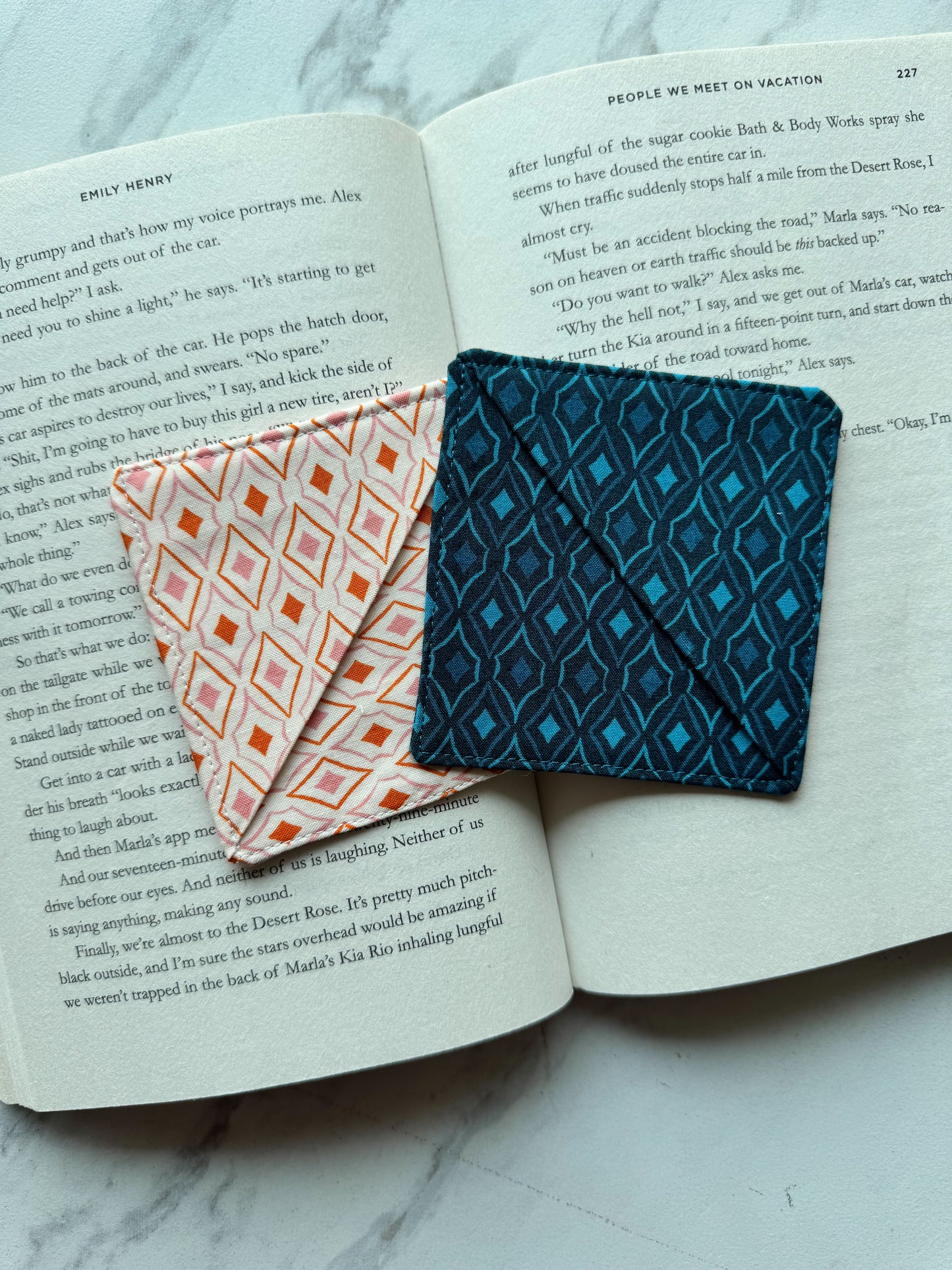 Geometric Diamond Corner Bookmark