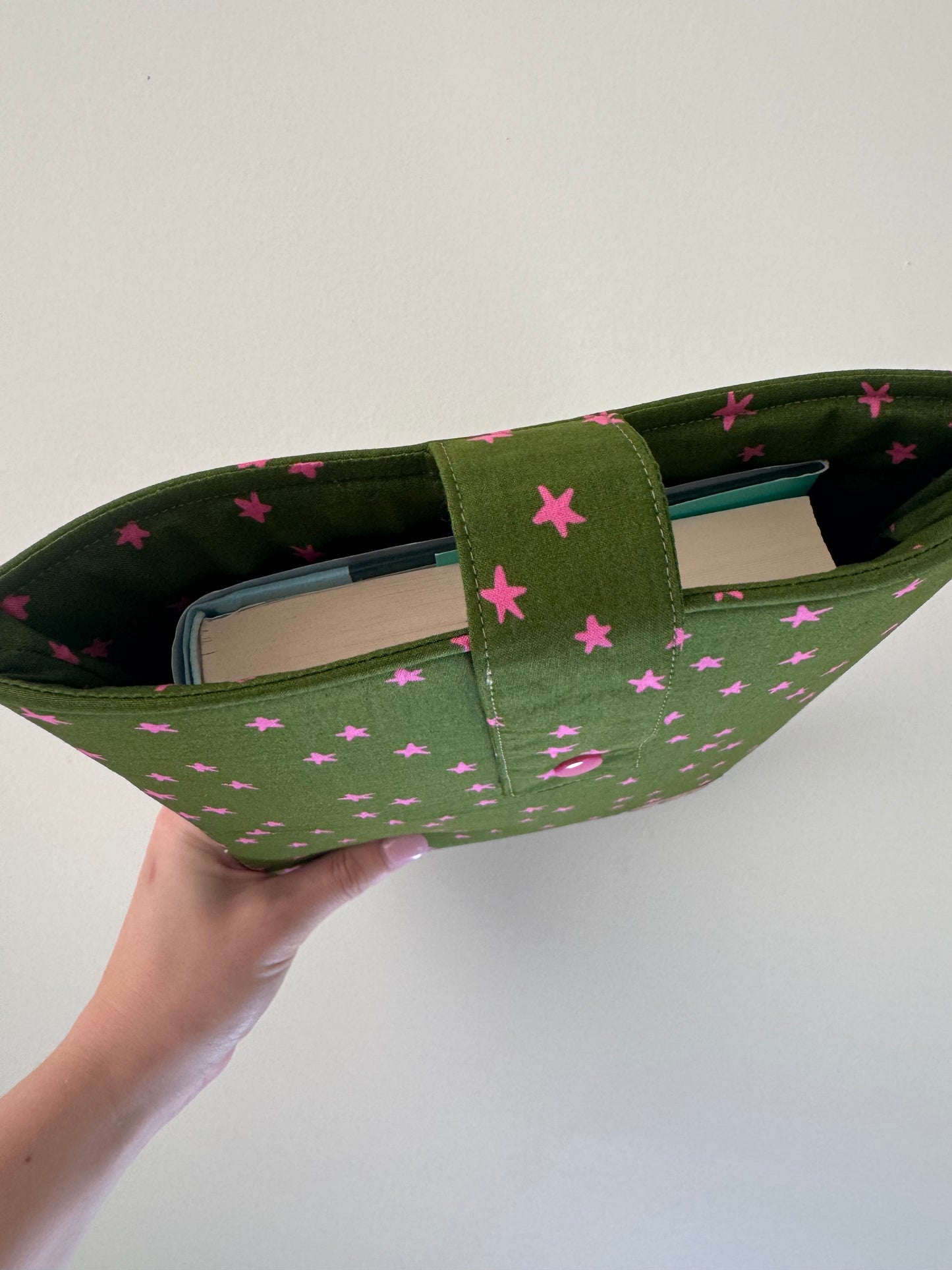 Green + Hot Pink Starry Book Sleeve