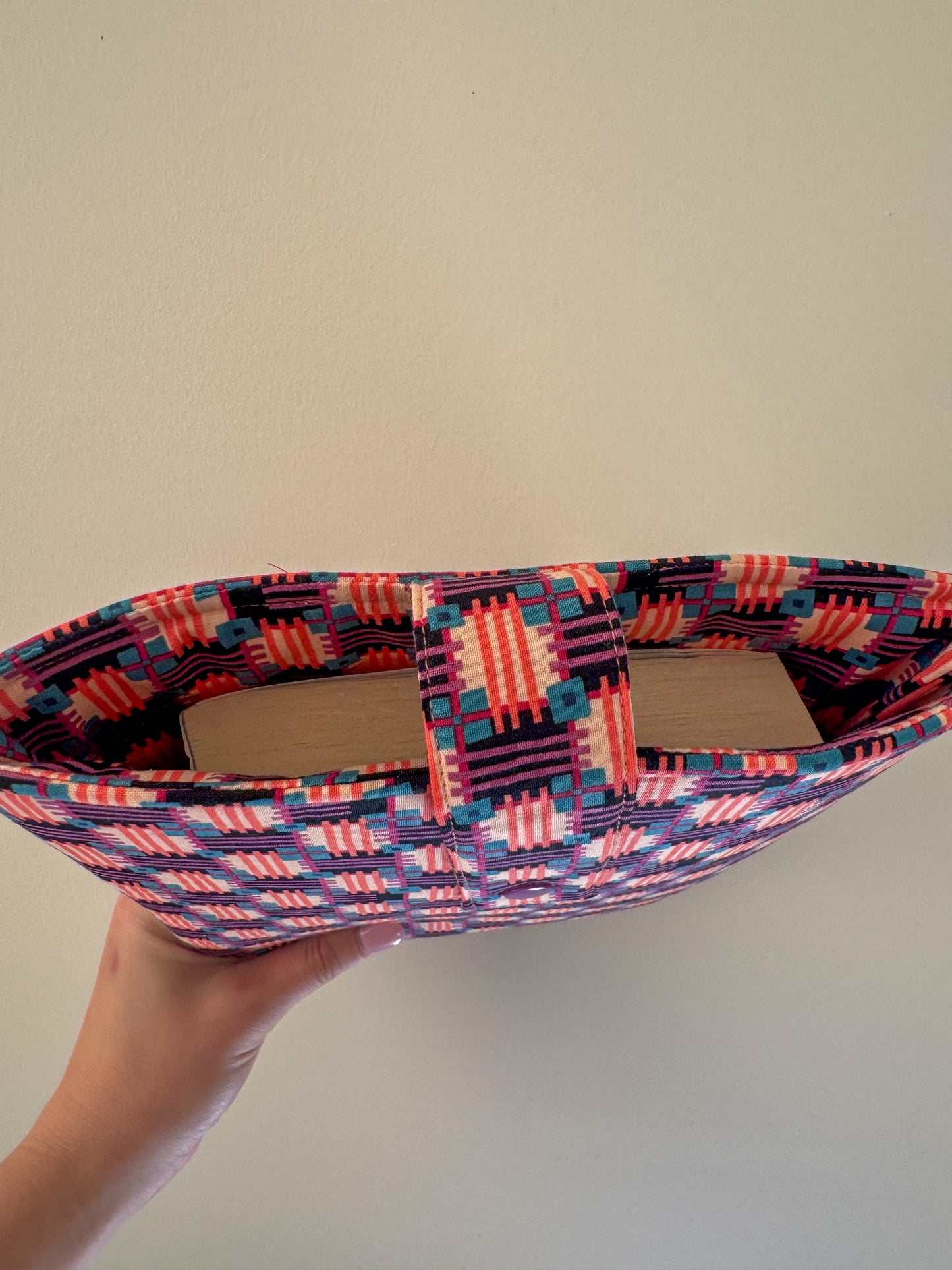 Retro Vibe Book Sleeve