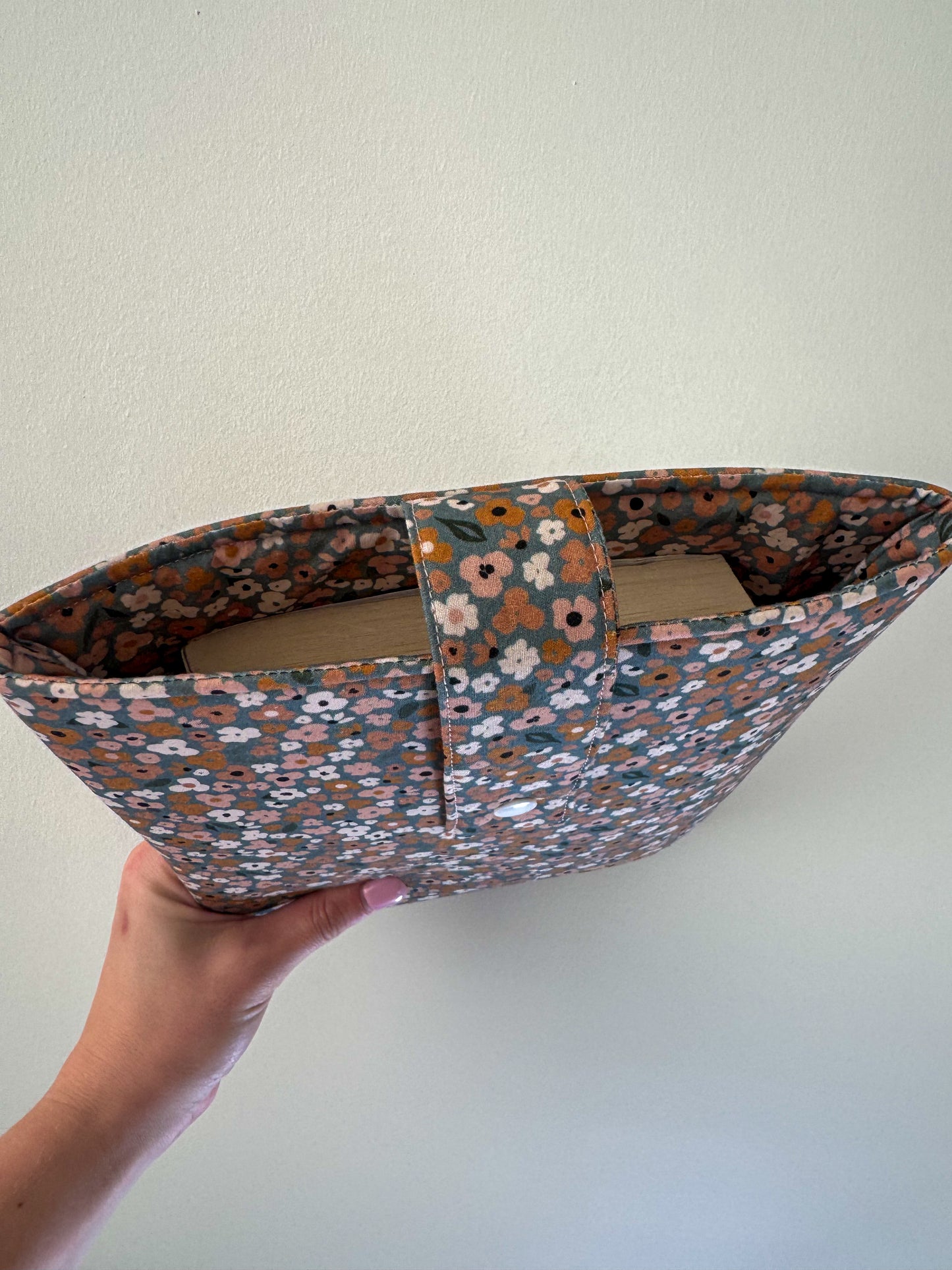 Mini Multi Floral Book Sleeve
